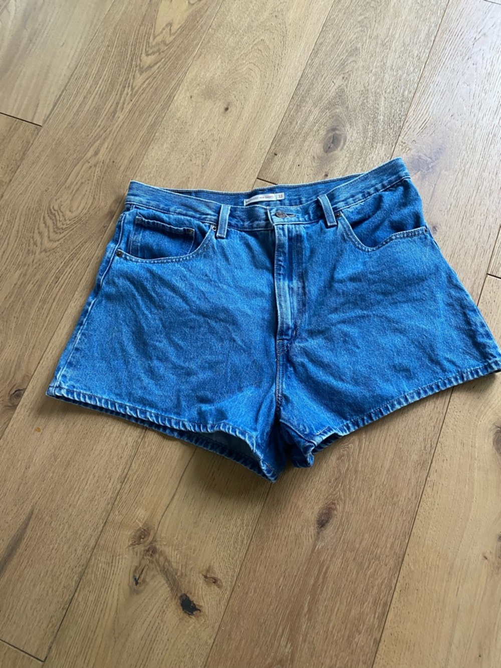 Levi's Classic Blue High-Waist Mom Shorts